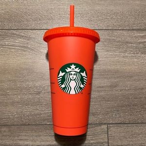 Colour changing Starbucks cup